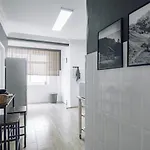 Ayet - 3 Bedrooms With Balcony In Alvalade Lisboa