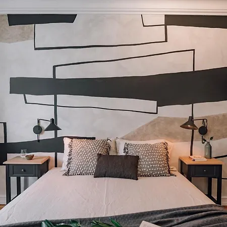 Ayet - 3 Bedrooms With Balcony In Alvalade Апартаменти *